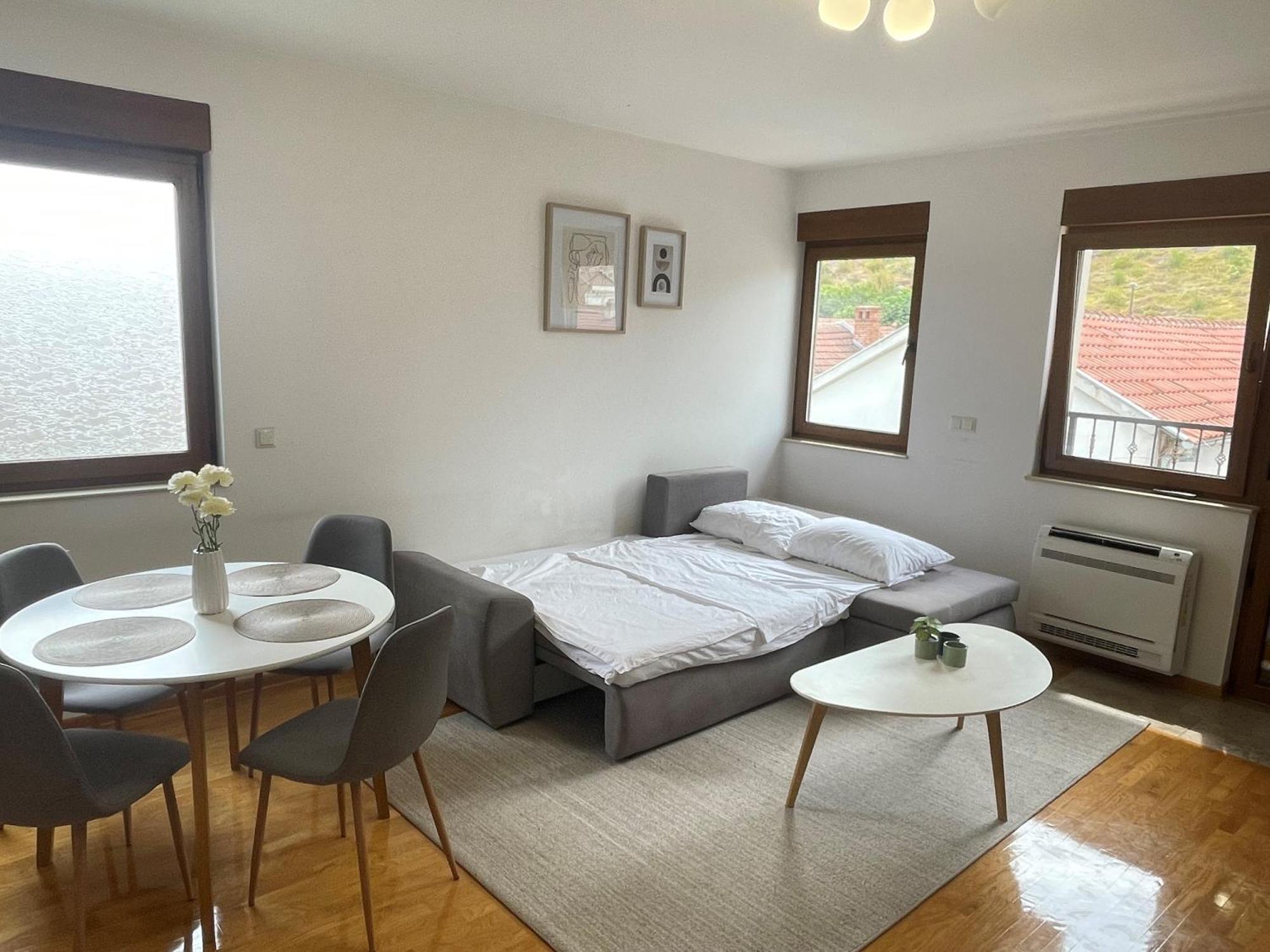 Captain'S Luxury Apartments Mostar Esterno foto