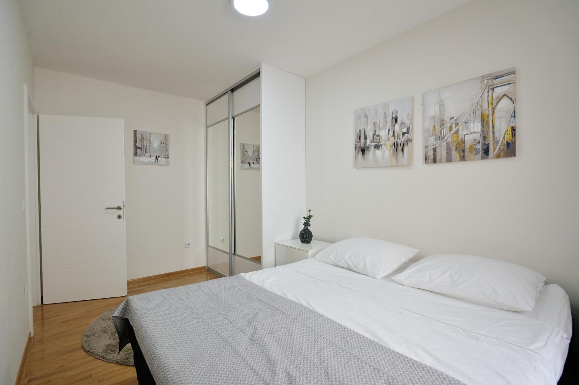 Captain'S Luxury Apartments Mostar Esterno foto