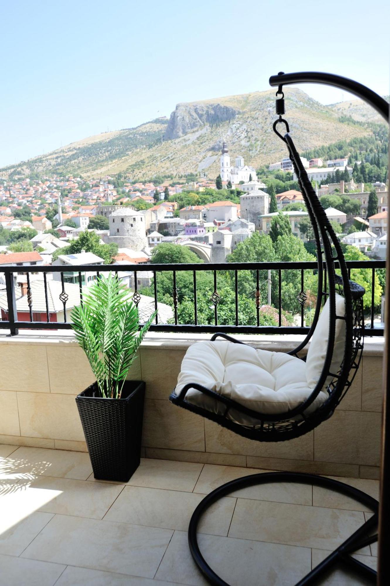 Captain'S Luxury Apartments Mostar Esterno foto